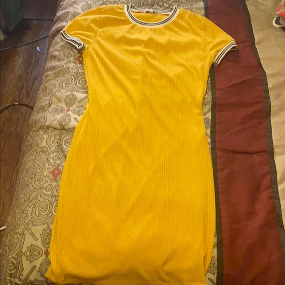 Yellow dress